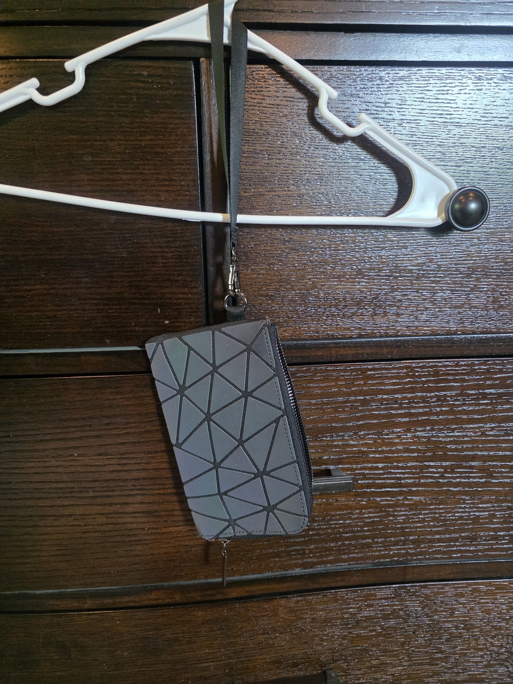 Geometric Reflective Wristlet Wallet - Gray